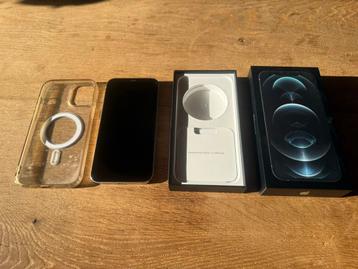 IPhone 12 max Pro (bat.100%, nwe scherm, uitstekende staat) beschikbaar voor biedingen