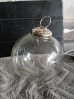 Glazen Kerstbal met Gravure, Overige materialen, Ophalen of Verzenden, Zo goed als nieuw, Grijs