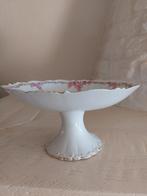Vintage porceleinen schaal op voet., Ophalen of Verzenden, Rond, Glas