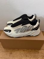 Adidas Yeezy Boost 700 MNVN maat 46 origineel!, Overige kleuren, Ophalen of Verzenden, Adidas Yeezy, Sneakers of Gympen