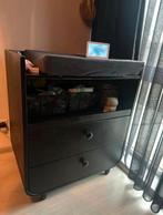 Zwarte baby commode met lades, Huis en Inrichting, Kasten | Ladekasten, Gebruikt, 100 tot 150 cm, 3 of 4 laden, Overige houtsoorten