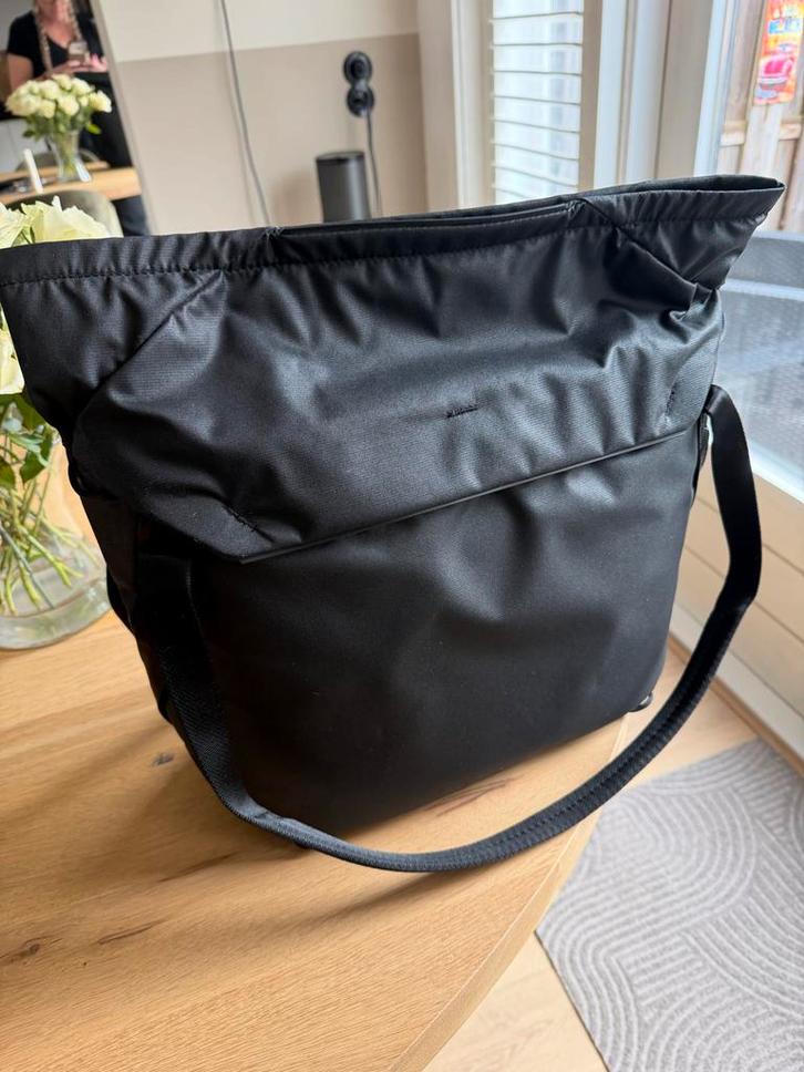 Zwarte Peak Design Everyday Tote tas V2 zwart, Audio, Tv en Foto, Fotografie | Fototassen, Zo goed als nieuw, Schoudertas, Overige merken