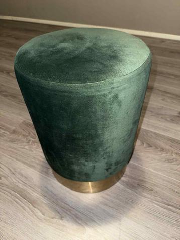 Seating Pouf (Dark Green) beschikbaar voor biedingen
