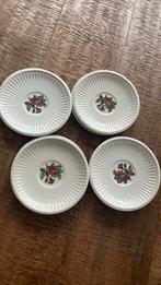 8 Wedgwood moss rose bordjes, Ophalen of Verzenden, Zo goed als nieuw, Bord(en), Wedgwood