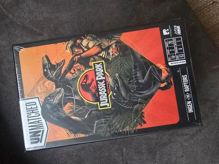 Unmatched Jurassic park  Ingen vs Raptors, Hobby en Vrije tijd, Gezelschapsspellen | Overige, Zo goed als nieuw, Verzenden