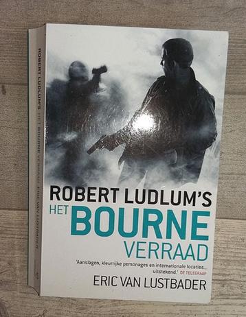 Boek van ROBERT LUDLUM ~Het Bourne Verraad~ beschikbaar voor biedingen