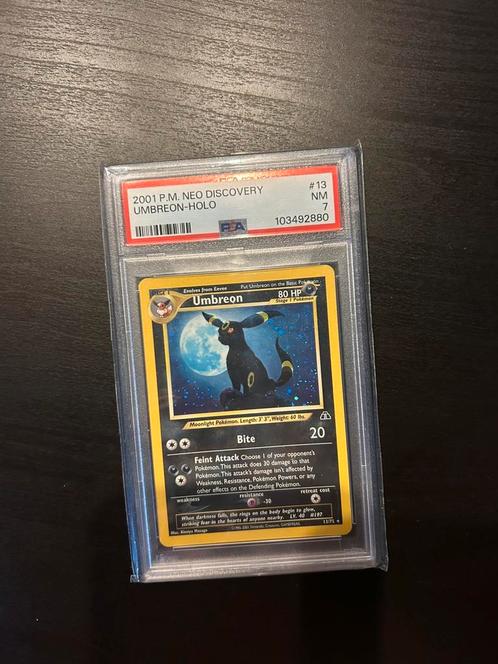 Pokemon - Moonbreon PSA7, Hobby en Vrije tijd, Verzamelkaartspellen | Pokémon, Zo goed als nieuw, Ophalen of Verzenden