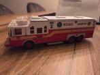 Code 3 Collectibles FDNY Saulsbury Heavy Rescue 1:64, Ophalen of Verzenden, Gebruikt, Auto, Overige merken