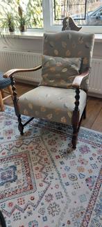 Antieke stoel, Ophalen