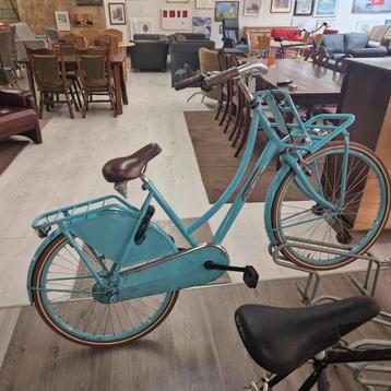 Update verkocht! Blauwe meisjesfiets opoefiets beschikbaar voor biedingen