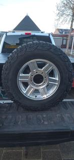 Dodge Ram 2500 Velgen met Nieuwe Banden, Ophalen, Zo goed als nieuw