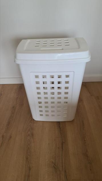 Wasmand 60hx45bx32d beschikbaar voor biedingen