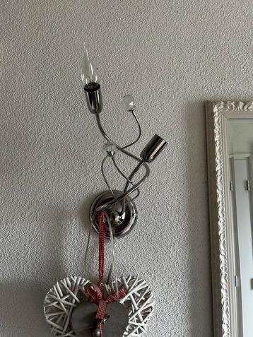 Leuke nette wand lamp beschikbaar voor biedingen