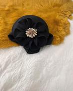 Donkerblauw dopje,navy fascinator,maribe hoed meisje, goud, Ophalen of Verzenden, Nieuw, Meisje, Hoed