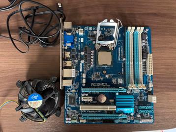 Gigabyte ga-z77m-d3h + Intel i5 3570k processor beschikbaar voor biedingen