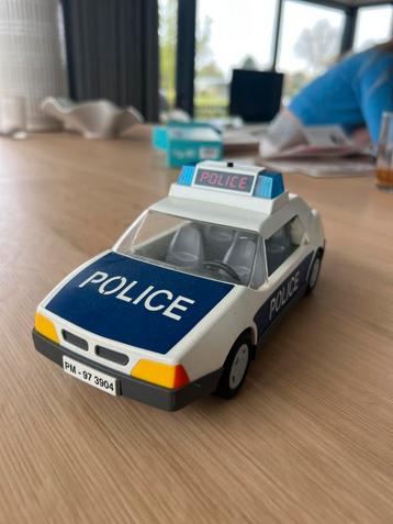 Playmobiel politieauto beschikbaar voor biedingen