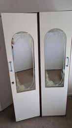 Gratis Kledingkast met Spiegels, Huis en Inrichting, Kasten | Kledingkasten, Ophalen, Gebruikt, Vintage, Met hangruimte