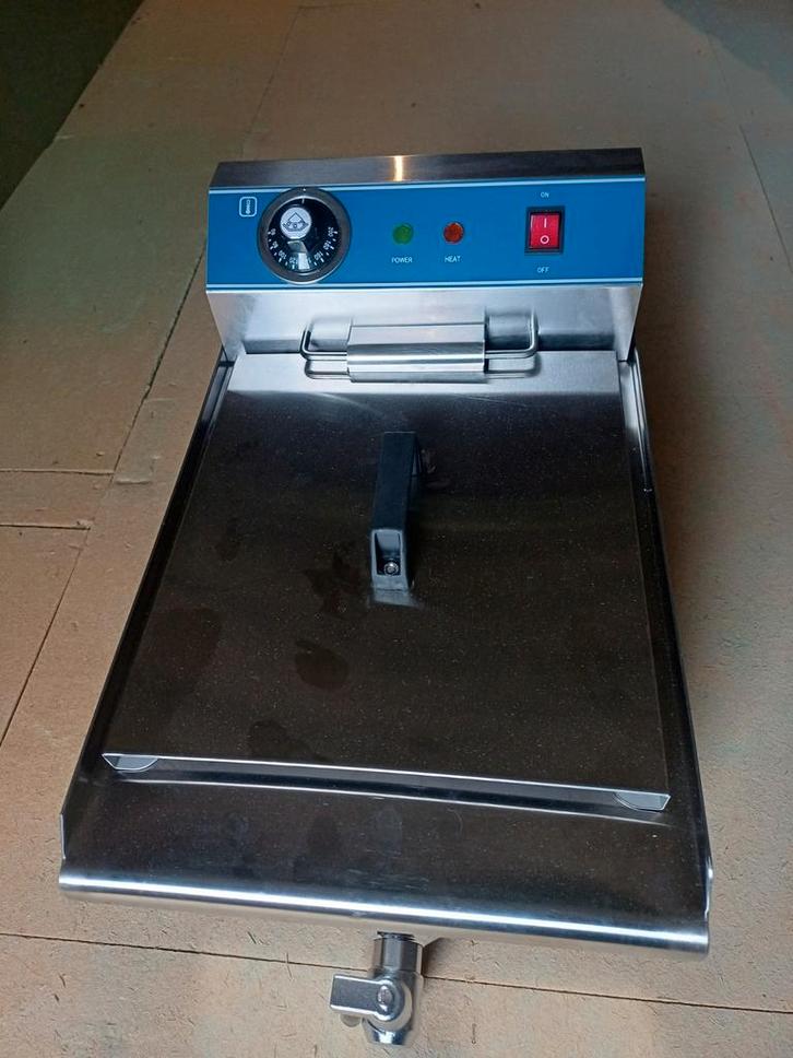 Professionele Friteuse - Saro 13 liter, Witgoed en Apparatuur, Frituurpannen, Gebruikt, 2 tot 3 liter, Uitneembare binnenpan, Ophalen