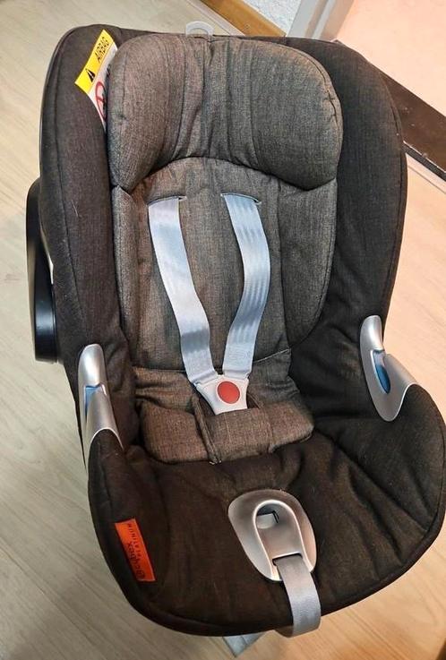 Cybex Aton Q newborn autostoel "maxi cosi", Kinderen en Baby's, Autostoeltjes, Gebruikt, Overige merken, 0 t/m 13 kg, Ophalen of Verzenden