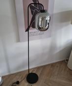 Vloerlamp Pegasi Kwantum, Huis en Inrichting, Lampen | Vloerlampen, Nieuw, Glas, 150 tot 200 cm, Ophalen