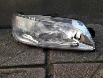 Peugeot 306 Ph2 koplamp rechts 6205Q5 NIEUW ORIGINEEL Valeo beschikbaar voor biedingen