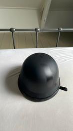 Legerhelm te koop, Ophalen, Zo goed als nieuw