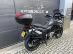 Suzuki V-Strom DL 650 ABS Grey Rhino Bomvol & 23.000 km!, Motoren, Motoren | Suzuki, Bedrijf, Meer dan 35 kW, Toermotor, ABS