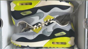 Patta x Nike Air Max 90 wave beschikbaar voor biedingen