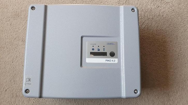 Diverse Omvormers, Doe-het-zelf en Verbouw, Zonnepanelen en Toebehoren, Gebruikt, Overige typen, 200 wattpiek of meer, Ophalen of Verzenden