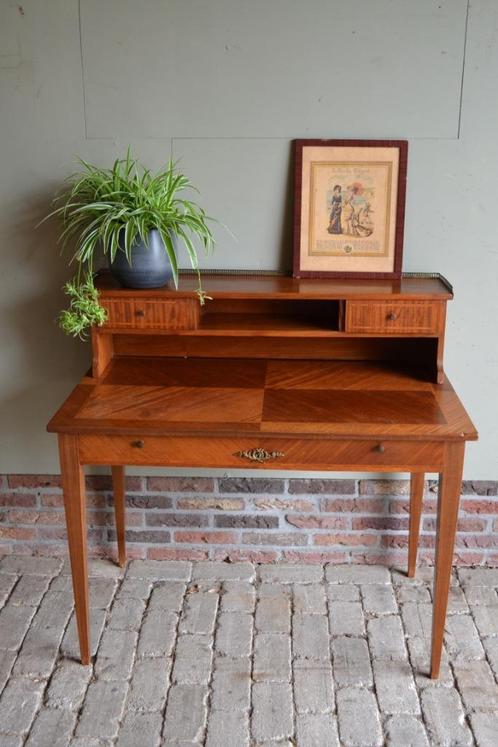Prachtige antieke noten houten schrijftafel, bureau, buro, Antiek en Kunst, Antiek | Meubels | Tafels, Verzenden