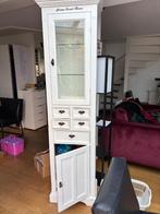 Leuke vitrine kast bijna gratis op te halen, Huis en Inrichting, Kasten | Vitrinekasten, Ophalen, Minder dan 50 cm, Gebruikt, 200 cm of meer