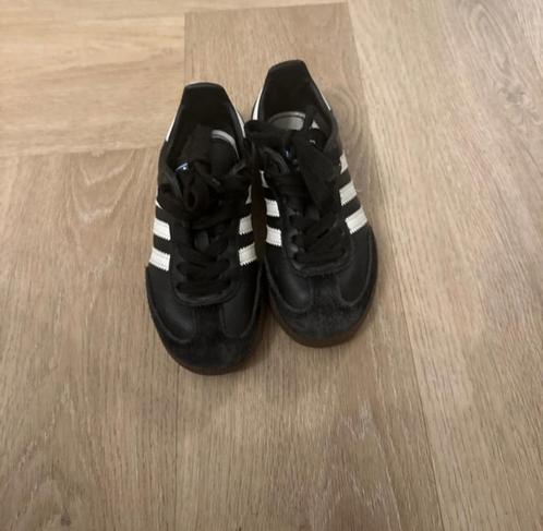 Adidas Samba Sneakers Maat 28, Kinderen en Baby's, Kinderkleding | Schoenen en Sokken, Gebruikt, Schoenen, Ophalen of Verzenden
