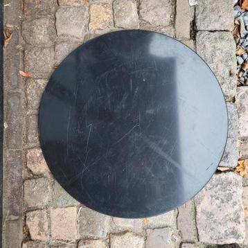 Ronde kunstof platen. beschikbaar voor biedingen