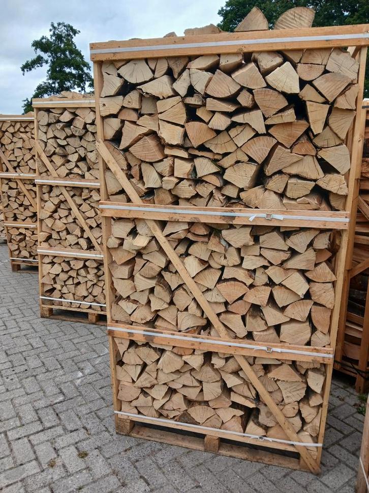 Droog brandhout, haardhout in kist, Tuin en Terras, Haardhout, Minder dan 3 m³, Ophalen of Verzenden