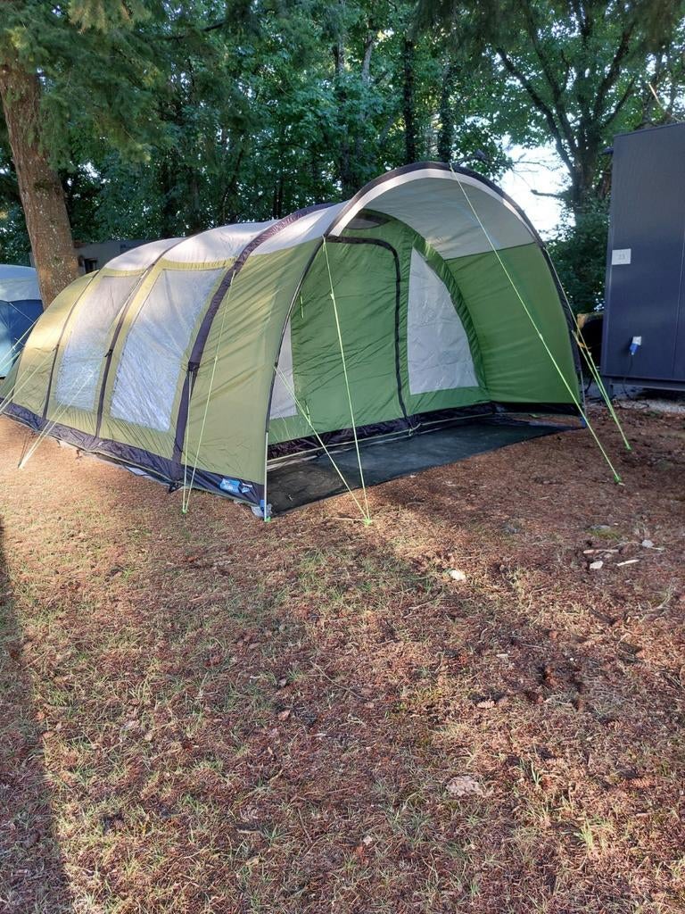 Opblaasbare tent Kampla 6air kleur groen, Caravans en Kamperen, Tenten, Ophalen of Verzenden, Zo goed als nieuw, Tot en met 6