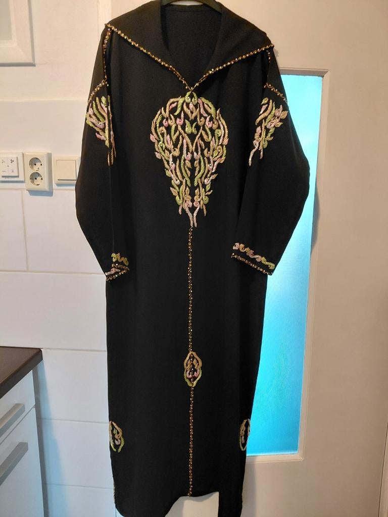 Zwarte Marokkaanse Kaftan met Borduurwerk, Maat 38/40 (M), Overige typen, Zwart, Ophalen of Verzenden