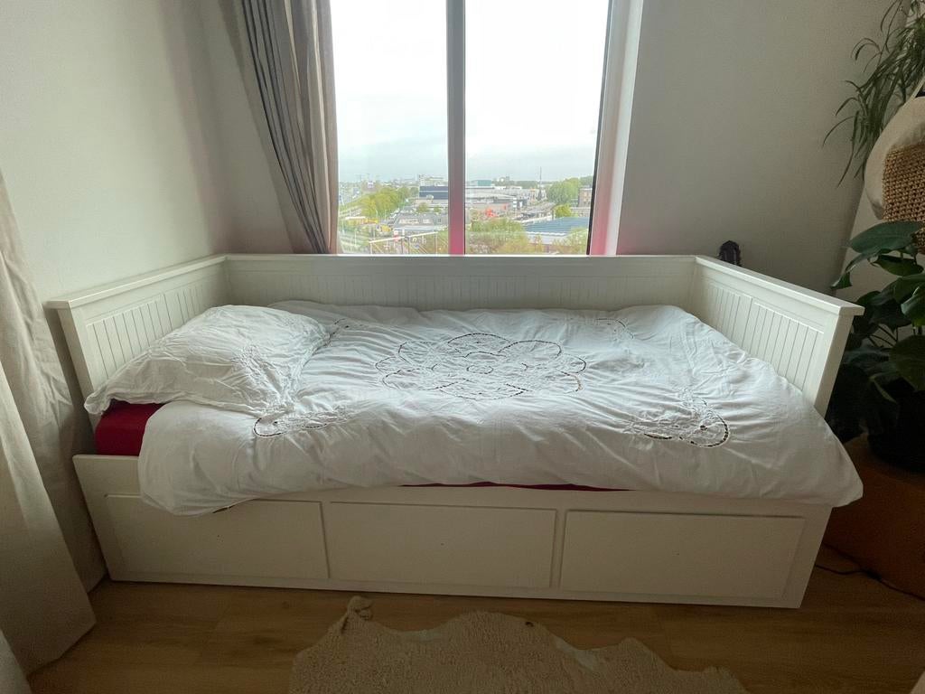 Ikea Hemnes Uitschuif Bankbed, Wit, Tweepersoons, Ophalen of Verzenden, Zo goed als nieuw