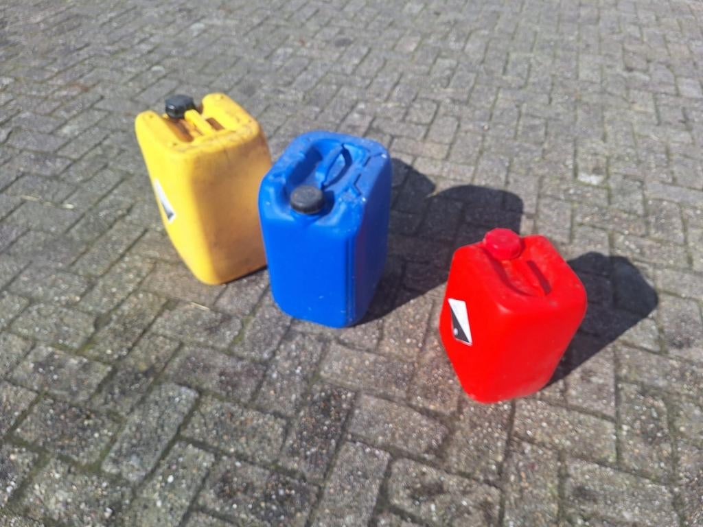 Jerrycan verschillende maten, Ophalen, Gebruikt