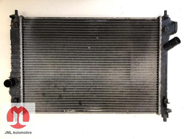 RADIATEUR CHEVROLET AVEO, Auto-onderdelen, Motor en Toebehoren, Gebruikt, Ophalen of Verzenden