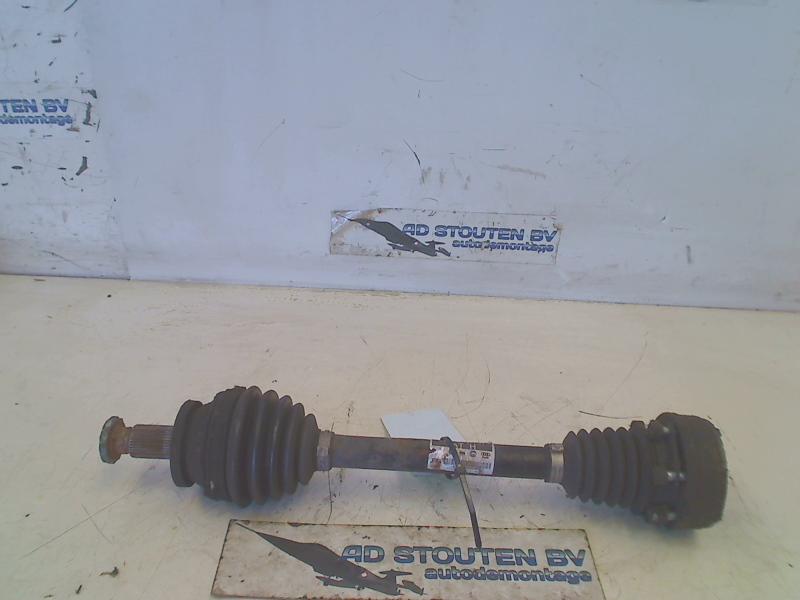 Aandrijfas Links Voor Seat Cordoba (6L2) 2006 6Q0407271AT, Service@seat.de, Seat, Seat Deutschland GmbH, Gebruikt