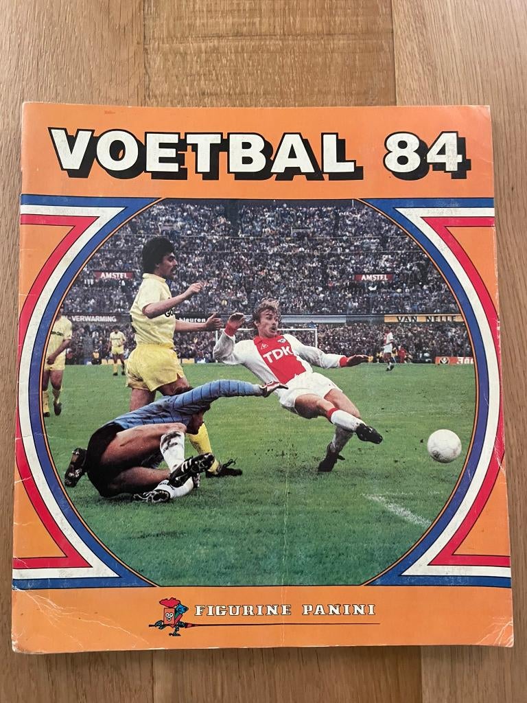 Panini album Voetbal 84, Ophalen of Verzenden, Gebruikt, Overige binnenlandse clubs, Poster, Plaatje of Sticker