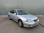 Toyota Avensis 1.6-16V Linea Luna AIRCO | NAP ! (bj 2002), Auto's, 1195 kg, Avensis, 4 cilinders, Bedrijf