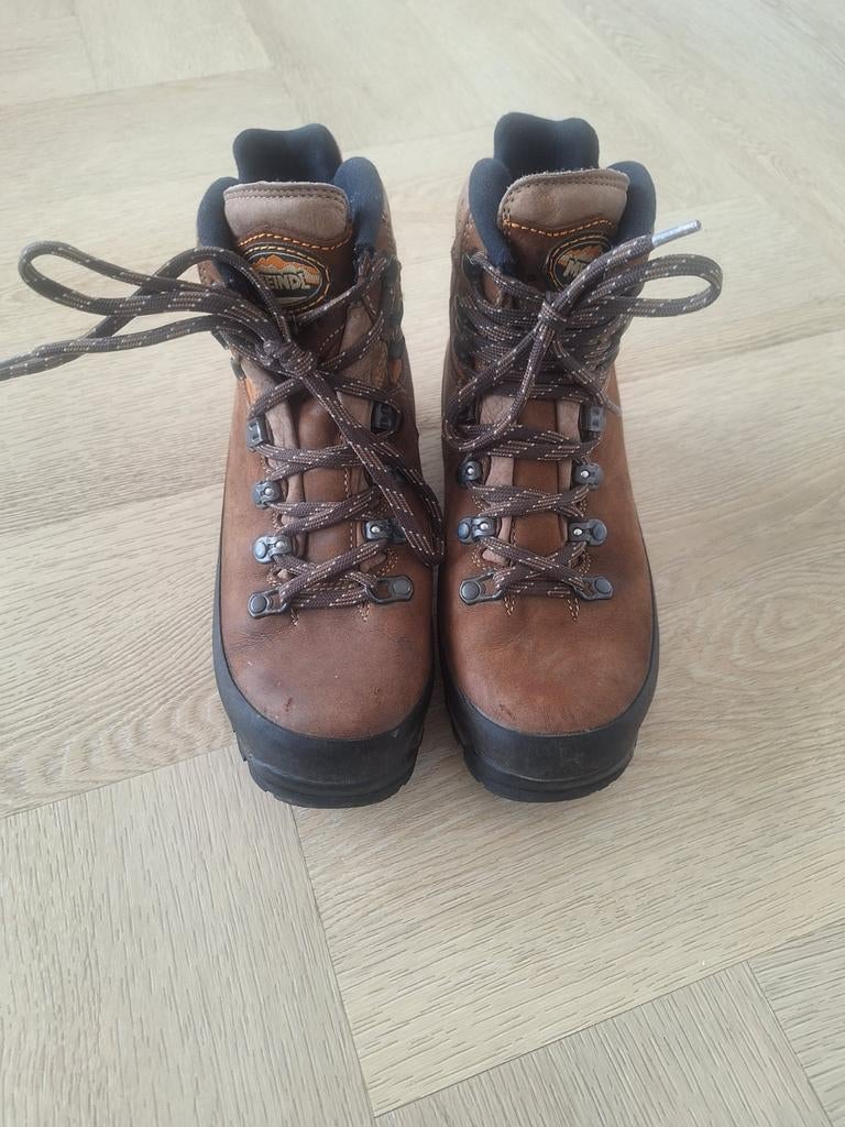 Meindl Bergschoenen - Maat 39, Sport en Fitness, Bergsport en Wandelen, Ophalen, Gebruikt, Schoenen