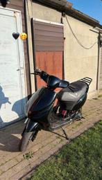 Zip 70cc | RUILEN MOGELIJK |, Fietsen en Brommers, Scooters | Piaggio, Ophalen, Zo goed als nieuw, Tweetakt, Zip