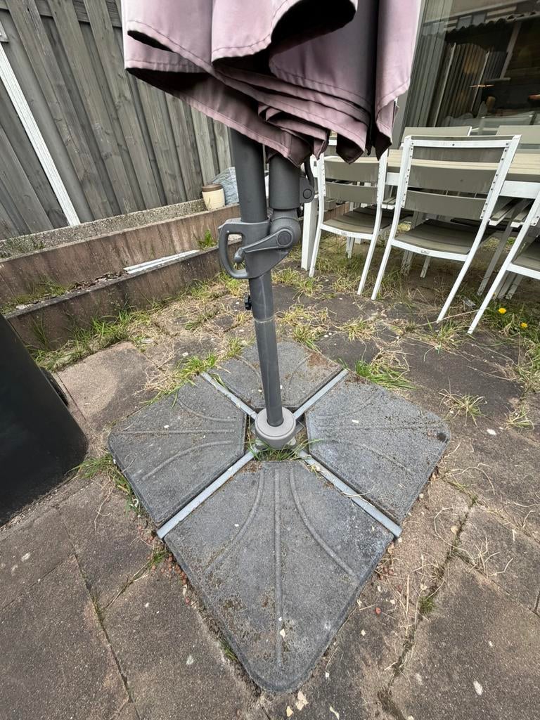 Parasol tegels (4stuks), Ophalen, Gebruikt, Beton, Overige typen