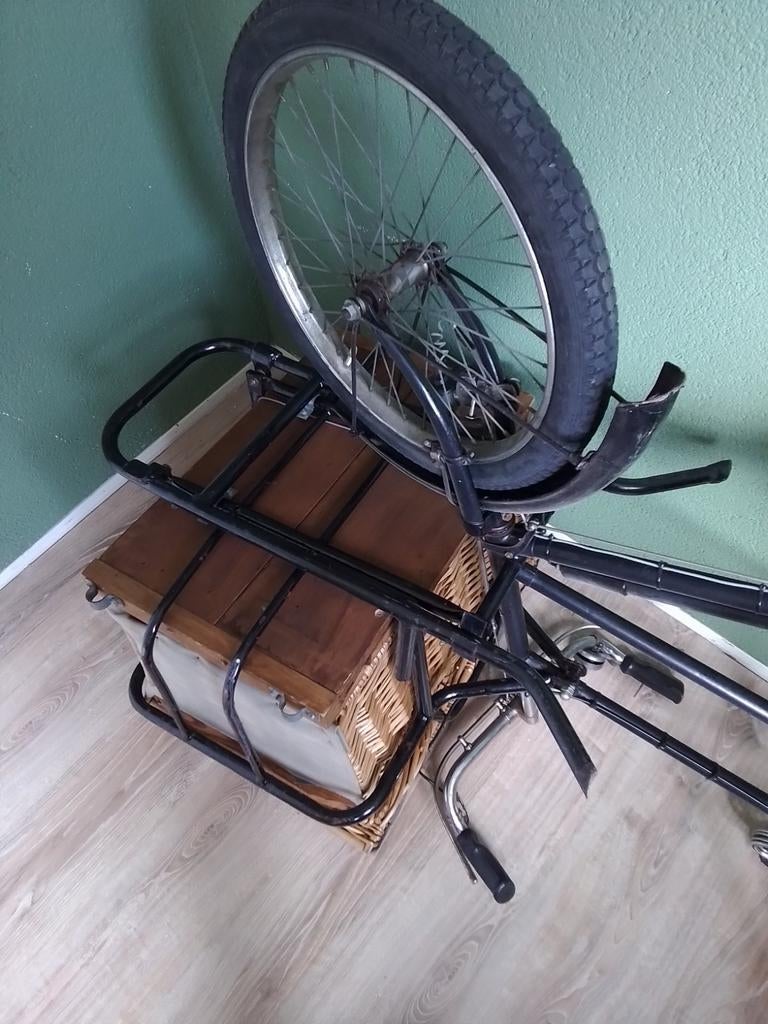Oude Engelse bakkersfiets met zijspan uniek in Nederland, Fietsen en Brommers, Ophalen of Verzenden