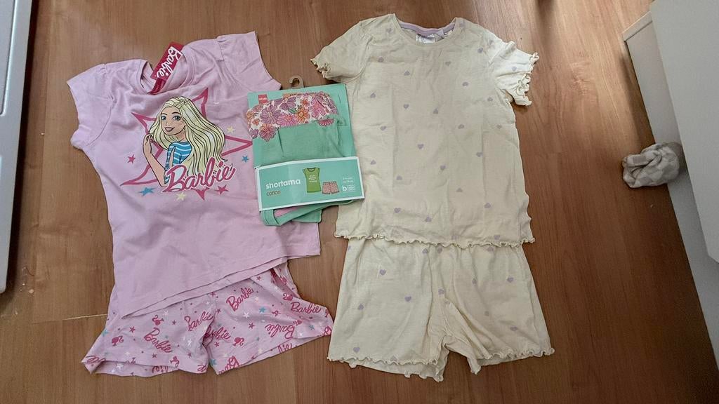 Nieuw meisje pajamas 3 stuks, Ophalen of Verzenden, Nieuw, Meisje, Nacht- of Onderkleding