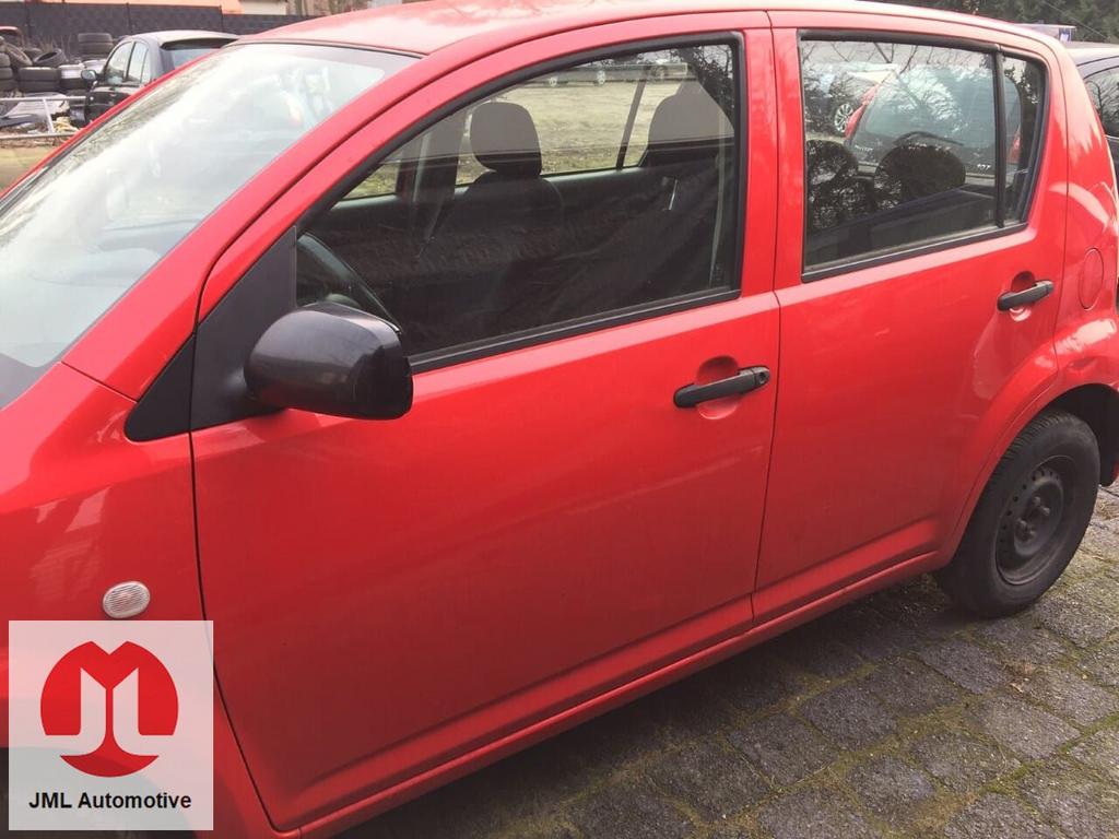 PORTIER DEUR LINKS VOOR DAIHATSU SIRION 2, Gebruikt, -, Deur, -