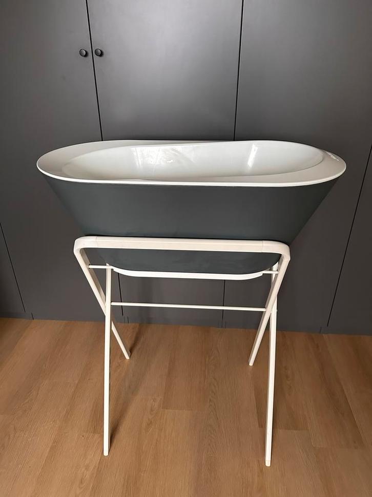 Hoppop babybadje met standaard, Kinderen en Baby's, Badjes en Verzorging, Gebruikt, Badje, Overige merken, Standaard, Ophalen