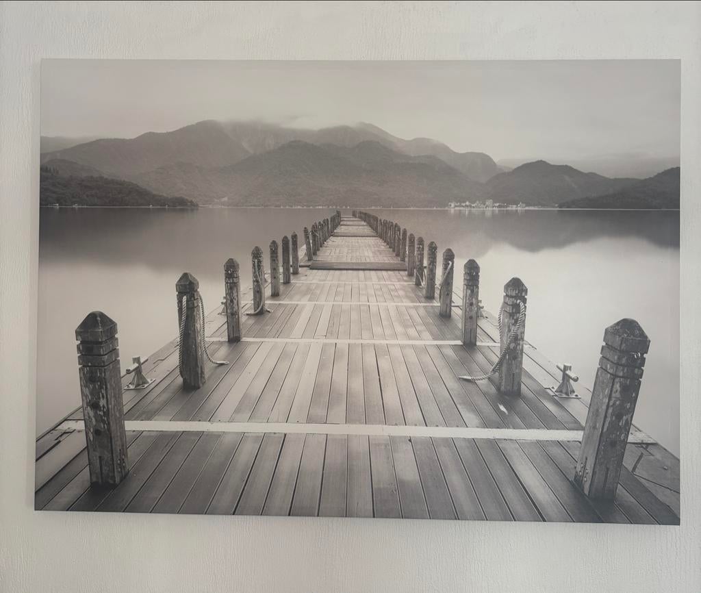 Muurkunst: Pier aan het meer - Zwart-wit Scenery, 50 tot 75 cm, Ophalen of Verzenden, Zo goed als nieuw, 75 tot 100 cm